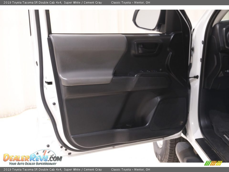 2019 Toyota Tacoma SR Double Cab 4x4 Super White / Cement Gray Photo #4