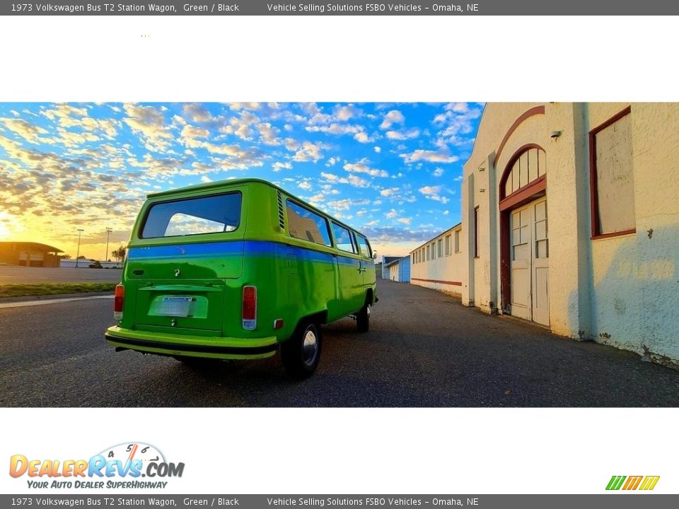 1973 Volkswagen Bus T2 Station Wagon Green / Black Photo #25