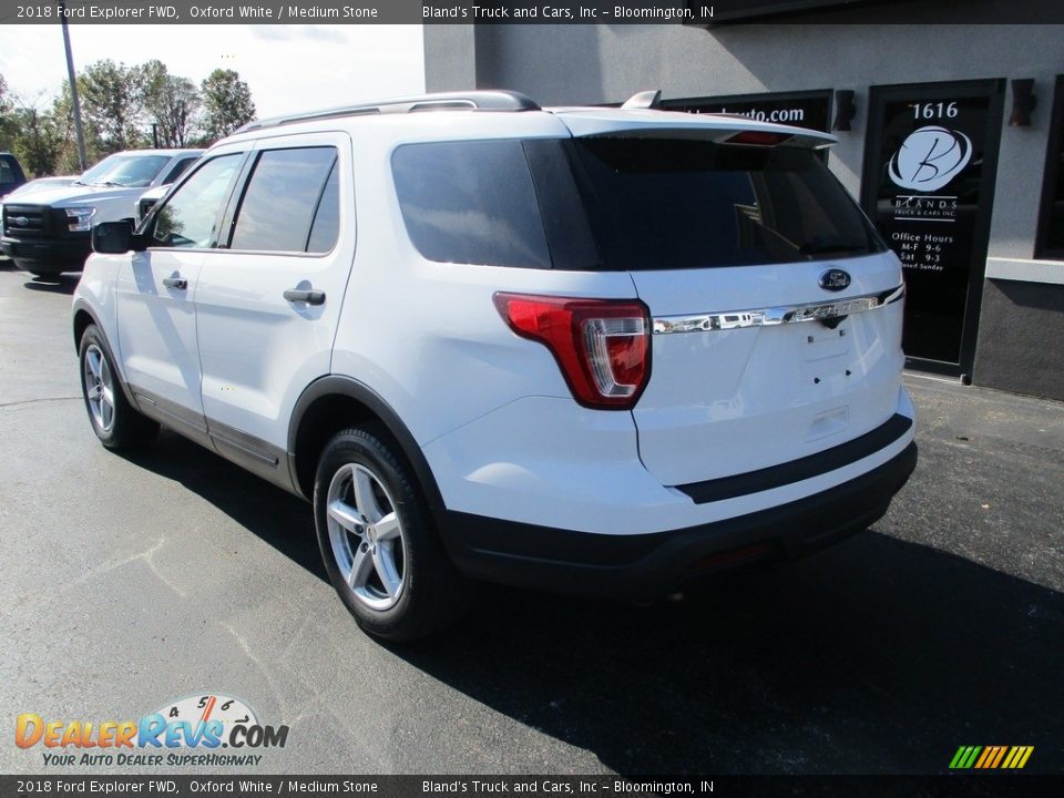 2018 Ford Explorer FWD Oxford White / Medium Stone Photo #3