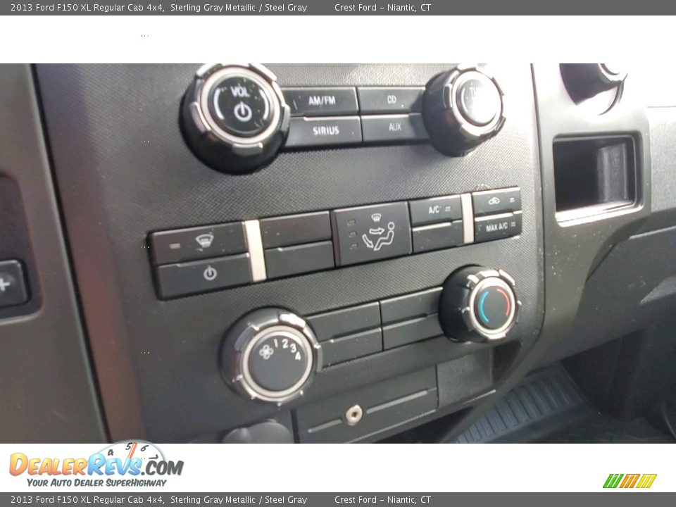 Controls of 2013 Ford F150 XL Regular Cab 4x4 Photo #16