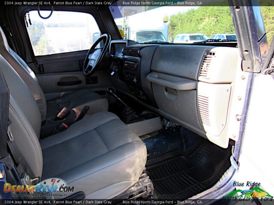 2004 Jeep Wrangler SE 4x4 Patriot Blue Pearl / Dark Slate Gray Photo #13