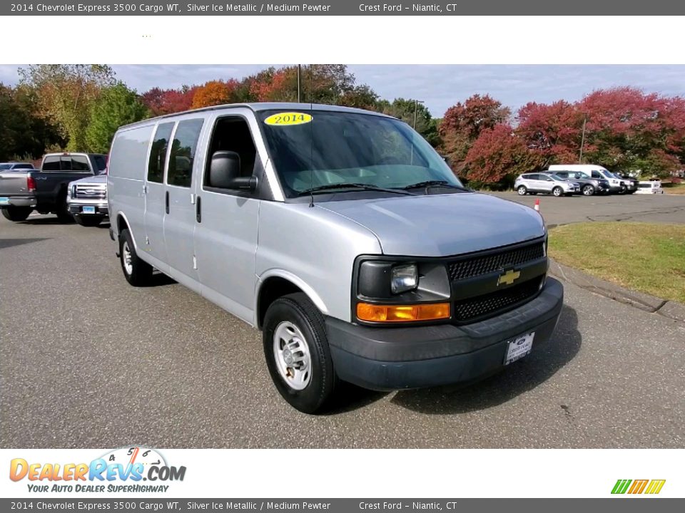 Front 3/4 View of 2014 Chevrolet Express 3500 Cargo WT Photo #1