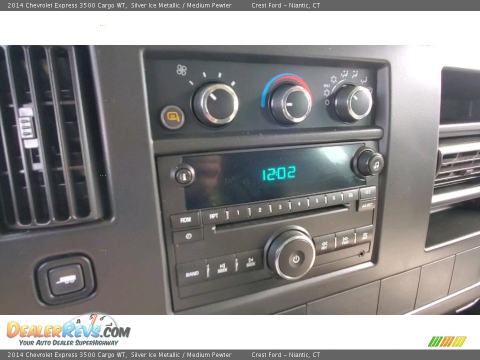 Controls of 2014 Chevrolet Express 3500 Cargo WT Photo #14