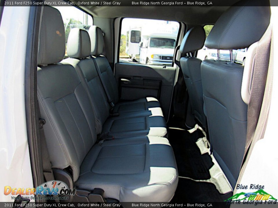 2011 Ford F250 Super Duty XL Crew Cab Oxford White / Steel Gray Photo #12