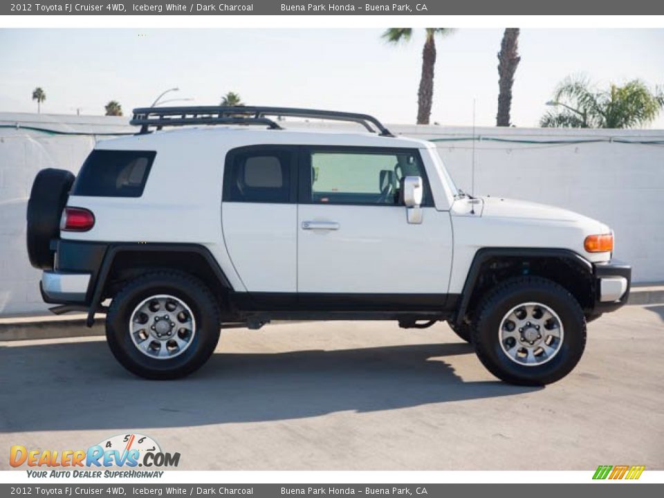 2012 Toyota FJ Cruiser 4WD Iceberg White / Dark Charcoal Photo #13