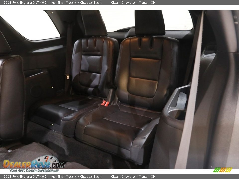 2013 Ford Explorer XLT 4WD Ingot Silver Metallic / Charcoal Black Photo #16