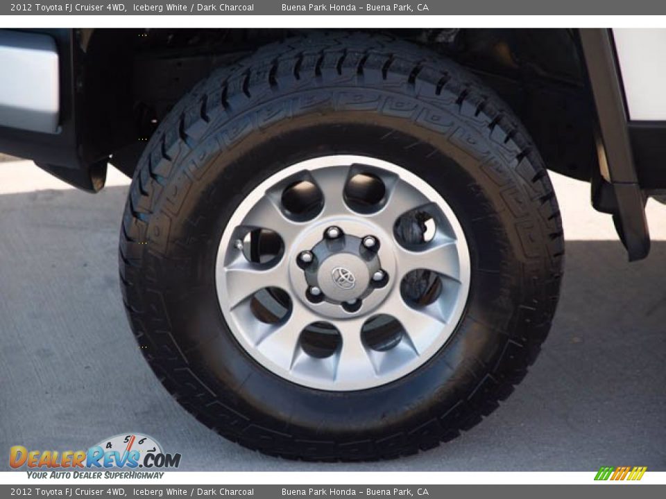 2012 Toyota FJ Cruiser 4WD Iceberg White / Dark Charcoal Photo #36