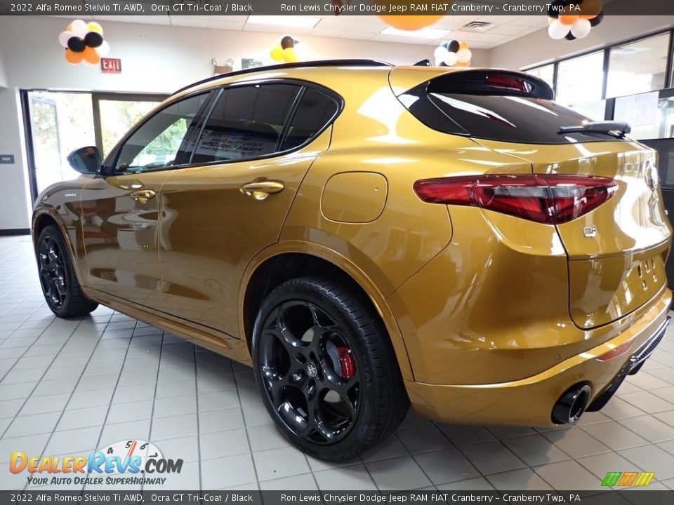 Ocra GT Tri-Coat 2022 Alfa Romeo Stelvio Ti AWD Photo #8