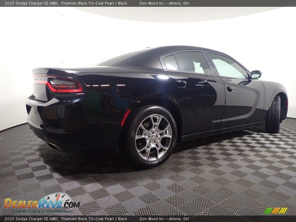 2015 Dodge Charger SE AWD Phantom Black Tri-Coat Pearl / Black Photo #15