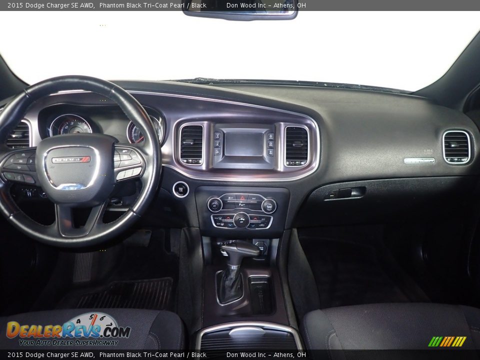 2015 Dodge Charger SE AWD Phantom Black Tri-Coat Pearl / Black Photo #24