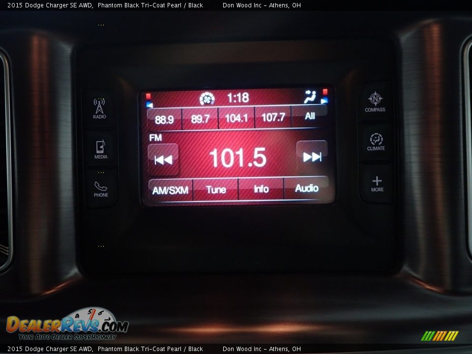 2015 Dodge Charger SE AWD Phantom Black Tri-Coat Pearl / Black Photo #25