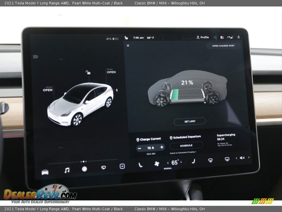 Controls of 2021 Tesla Model Y Long Range AWD Photo #11