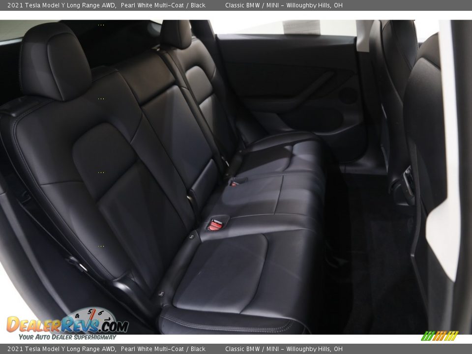 Rear Seat of 2021 Tesla Model Y Long Range AWD Photo #25
