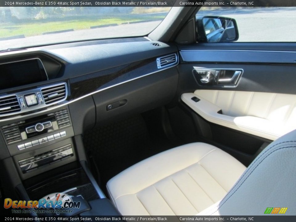 2014 Mercedes-Benz E 350 4Matic Sport Sedan Obsidian Black Metallic / Porcelain/Black Photo #14