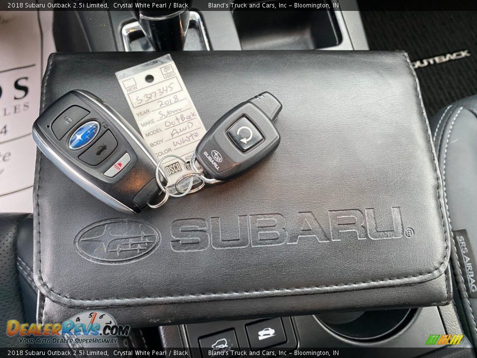 2018 Subaru Outback 2.5i Limited Crystal White Pearl / Black Photo #33