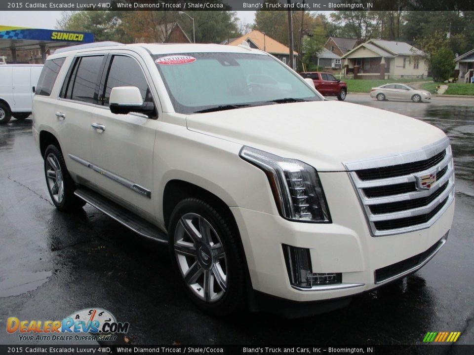 2015 Cadillac Escalade Luxury 4WD White Diamond Tricoat / Shale/Cocoa Photo #5