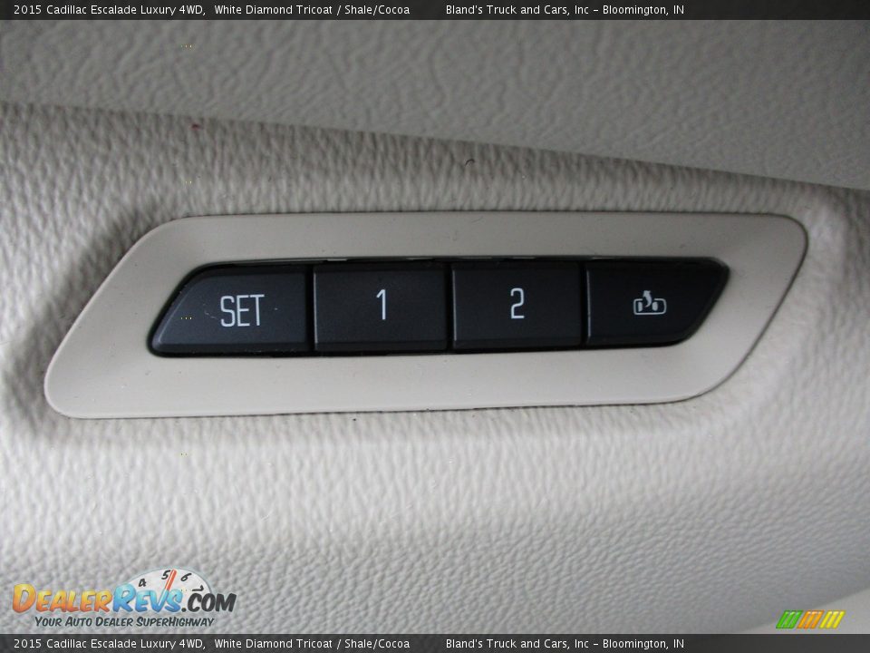 2015 Cadillac Escalade Luxury 4WD White Diamond Tricoat / Shale/Cocoa Photo #15