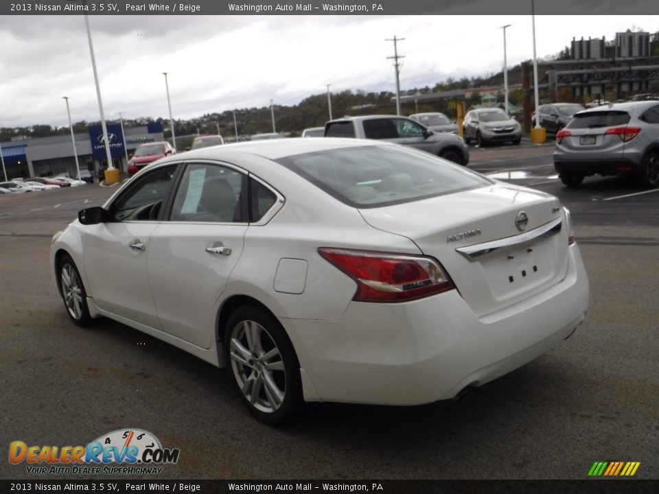 2013 Nissan Altima 3.5 SV Pearl White / Beige Photo #7