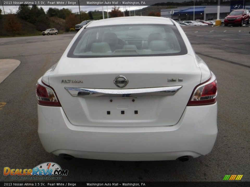 2013 Nissan Altima 3.5 SV Pearl White / Beige Photo #8