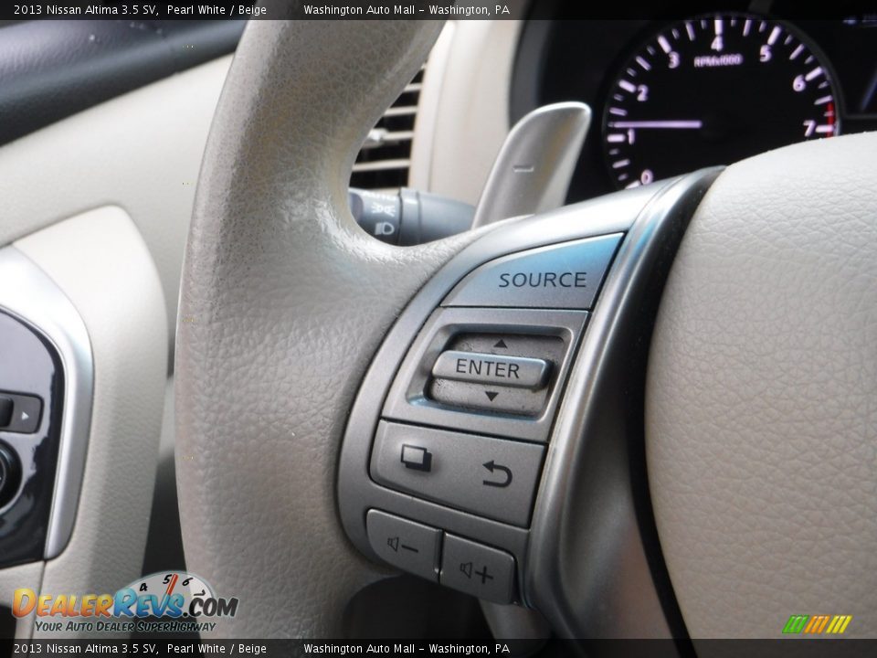 2013 Nissan Altima 3.5 SV Pearl White / Beige Photo #22