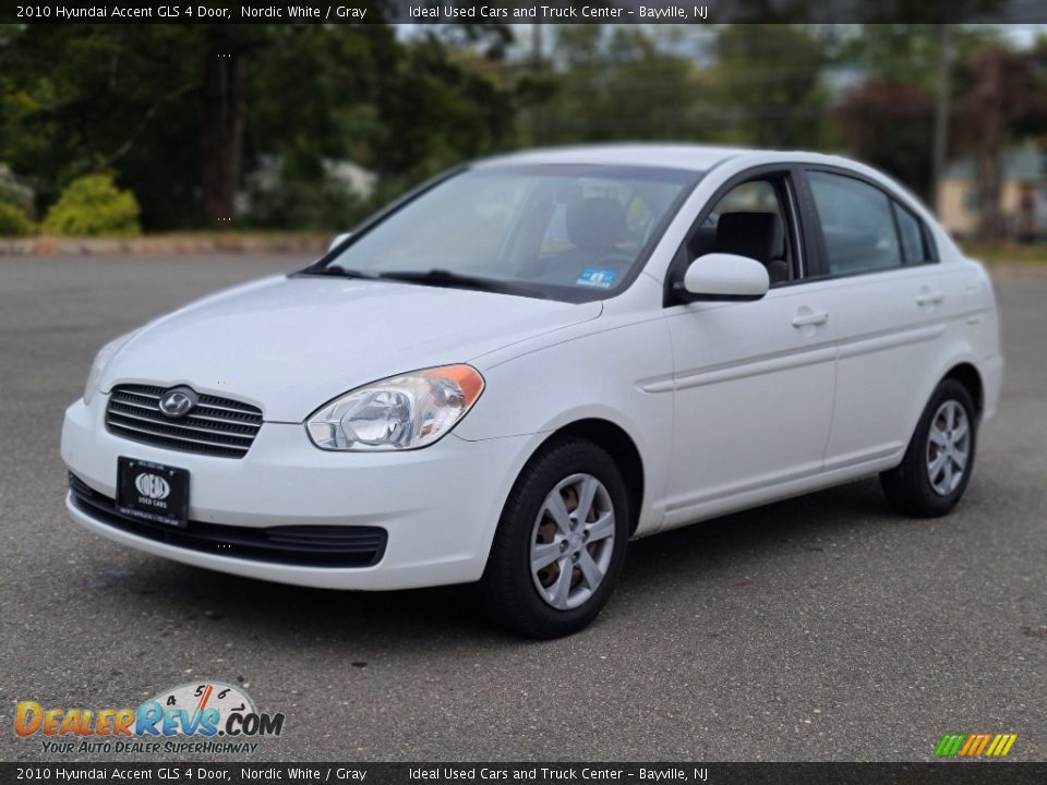 2010 Hyundai Accent GLS 4 Door Nordic White / Gray Photo #1