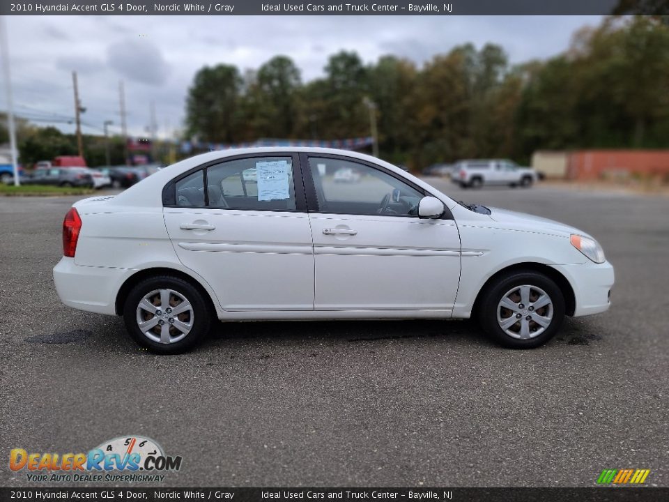 2010 Hyundai Accent GLS 4 Door Nordic White / Gray Photo #6