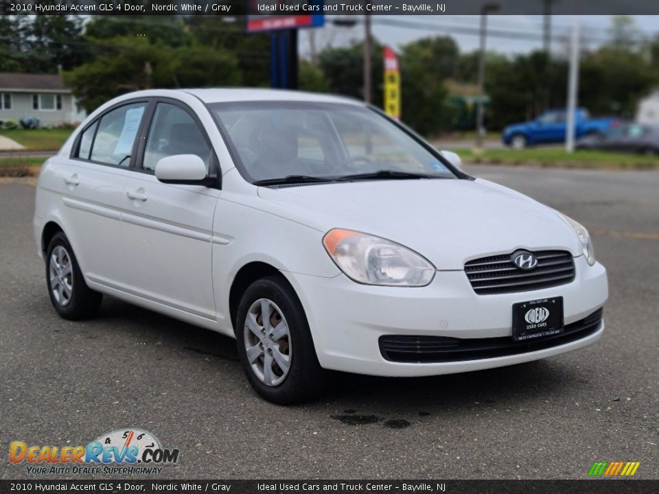 2010 Hyundai Accent GLS 4 Door Nordic White / Gray Photo #7