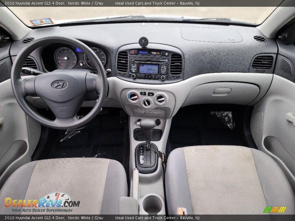 2010 Hyundai Accent GLS 4 Door Nordic White / Gray Photo #23