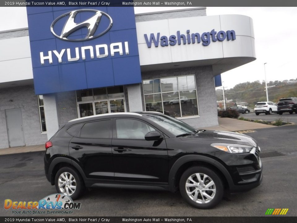 2019 Hyundai Tucson Value AWD Black Noir Pearl / Gray Photo #2