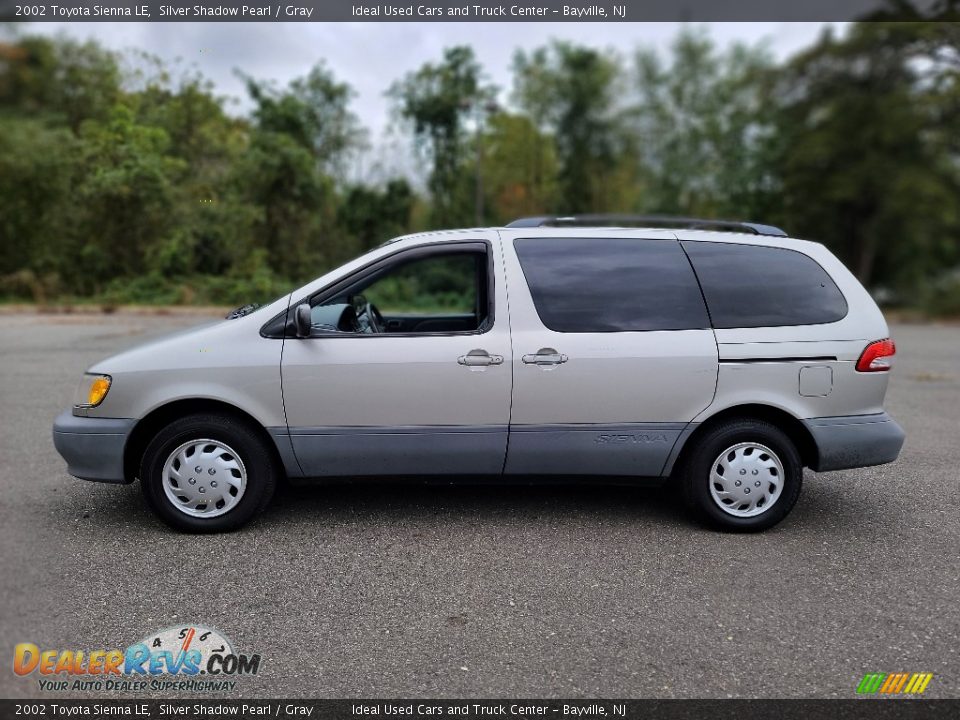 2002 Toyota Sienna LE Silver Shadow Pearl / Gray Photo #2