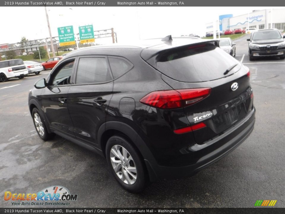 2019 Hyundai Tucson Value AWD Black Noir Pearl / Gray Photo #7