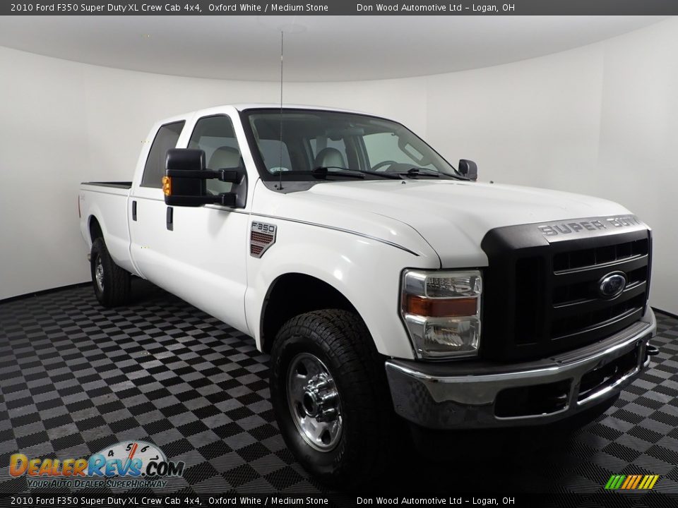 2010 Ford F350 Super Duty XL Crew Cab 4x4 Oxford White / Medium Stone Photo #2
