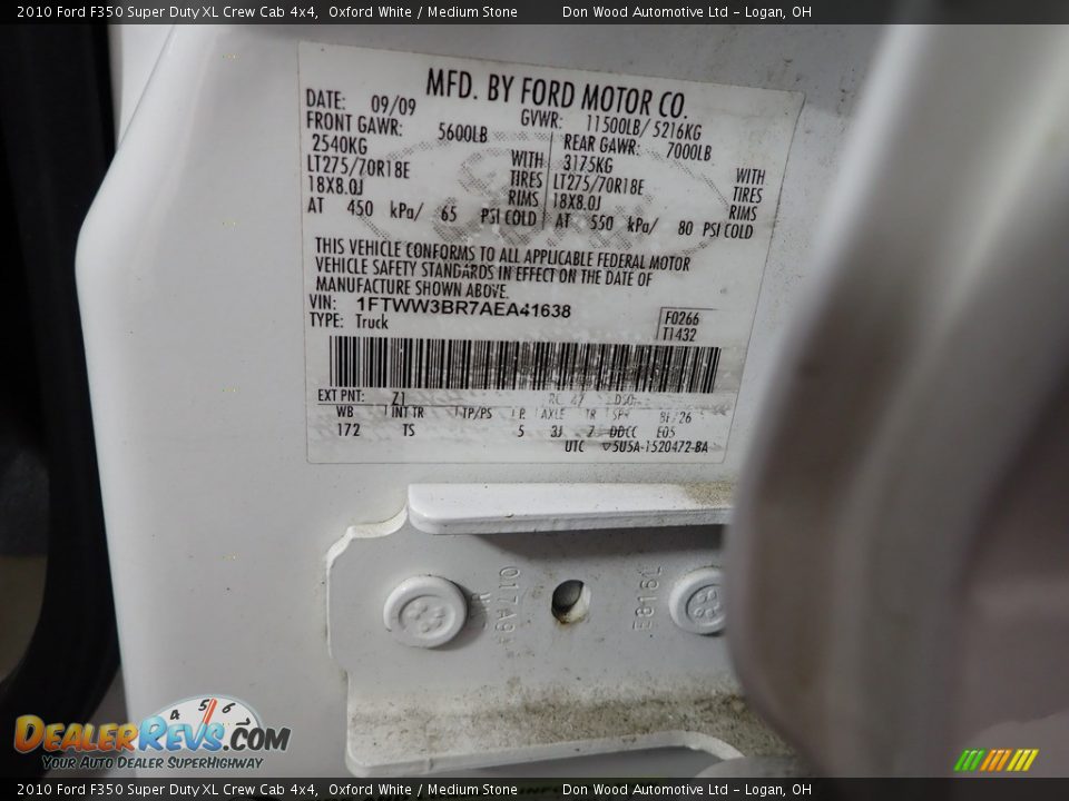2010 Ford F350 Super Duty XL Crew Cab 4x4 Oxford White / Medium Stone Photo #33