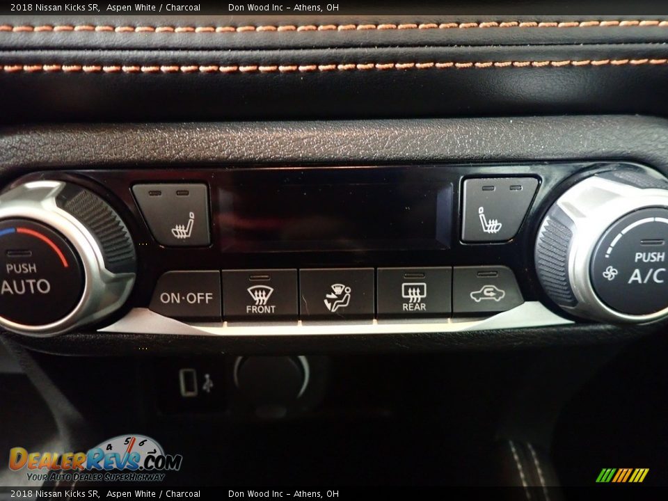 2018 Nissan Kicks SR Aspen White / Charcoal Photo #2