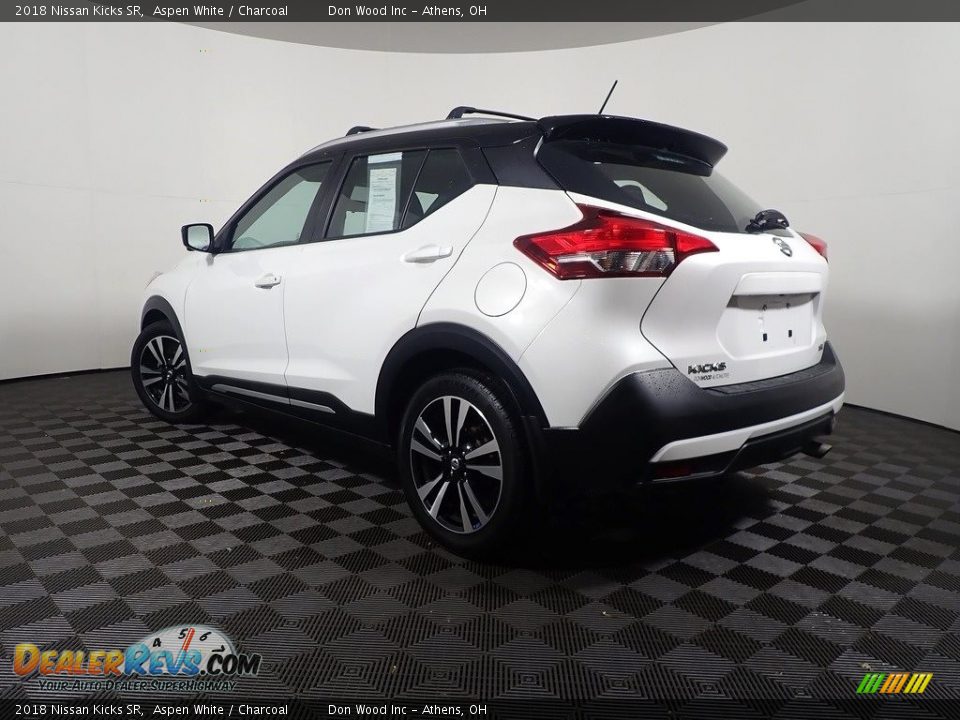 2018 Nissan Kicks SR Aspen White / Charcoal Photo #12