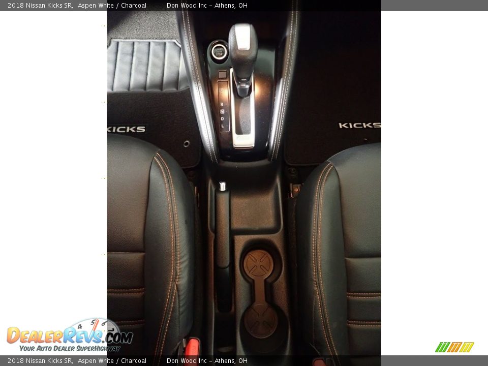 2018 Nissan Kicks SR Aspen White / Charcoal Photo #32