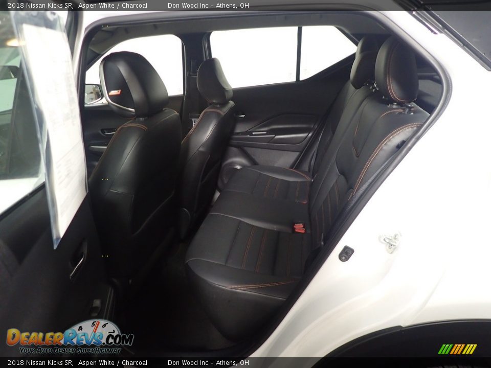 2018 Nissan Kicks SR Aspen White / Charcoal Photo #34