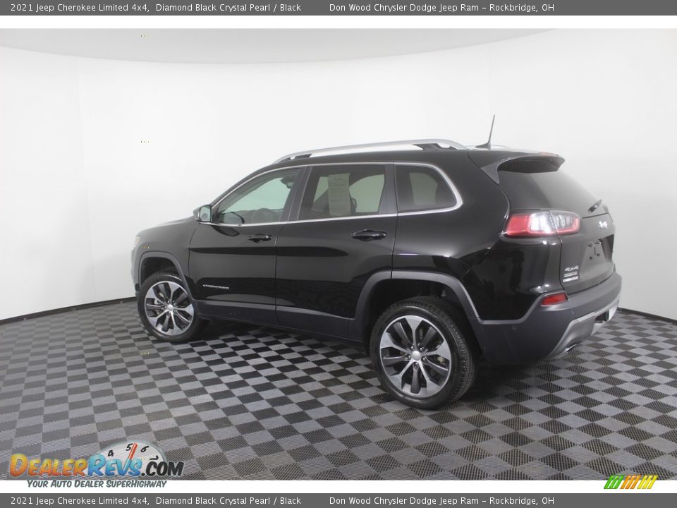 2021 Jeep Cherokee Limited 4x4 Diamond Black Crystal Pearl / Black Photo #16