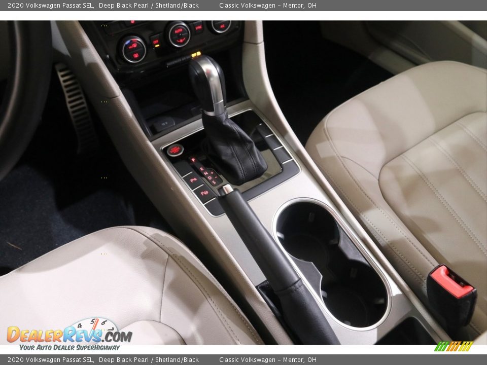 2020 Volkswagen Passat SEL Deep Black Pearl / Shetland/Black Photo #13