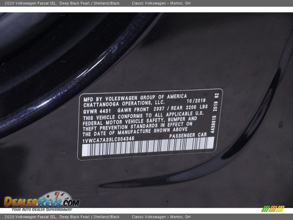 2020 Volkswagen Passat SEL Deep Black Pearl / Shetland/Black Photo #19