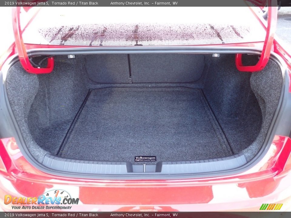 2019 Volkswagen Jetta S Tornado Red / Titan Black Photo #5