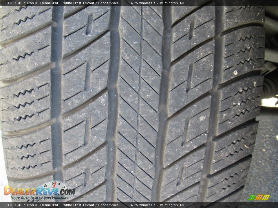 2018 GMC Yukon XL Denali 4WD White Frost Tricoat / Cocoa/Shale Photo #9