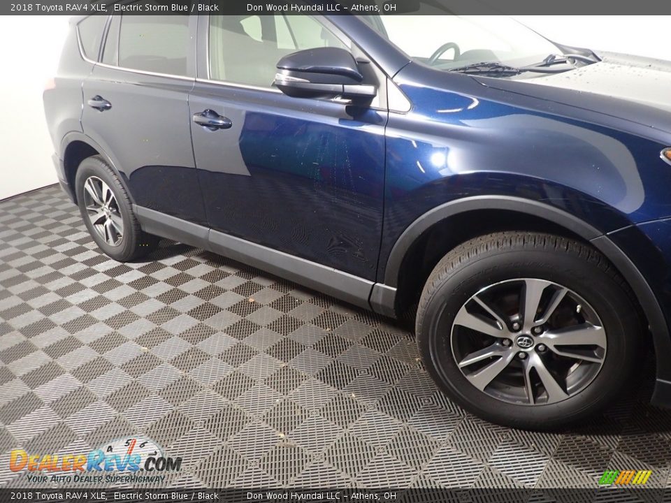 2018 Toyota RAV4 XLE Electric Storm Blue / Black Photo #6