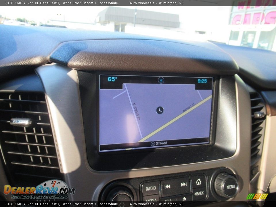 2018 GMC Yukon XL Denali 4WD White Frost Tricoat / Cocoa/Shale Photo #17