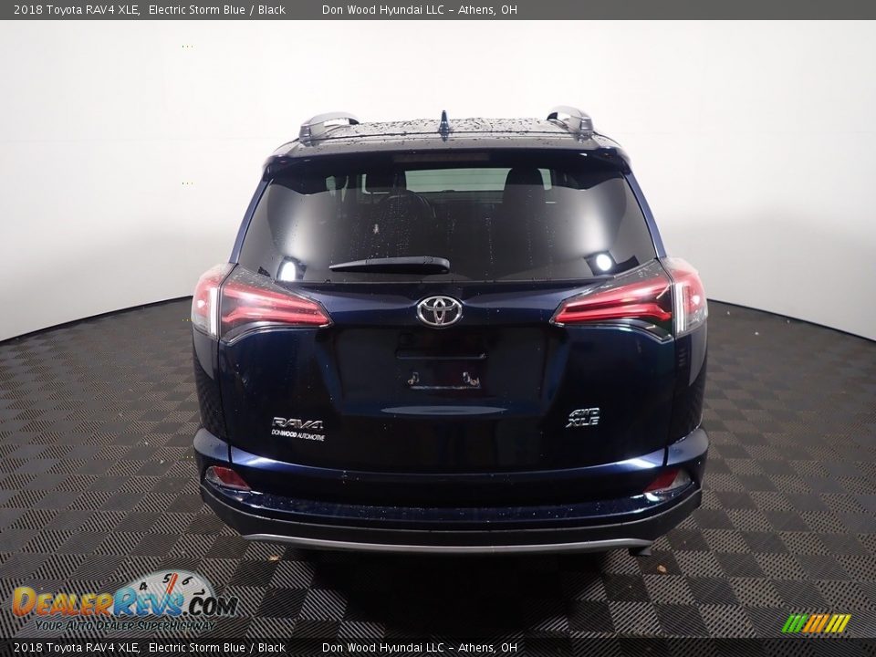 2018 Toyota RAV4 XLE Electric Storm Blue / Black Photo #15