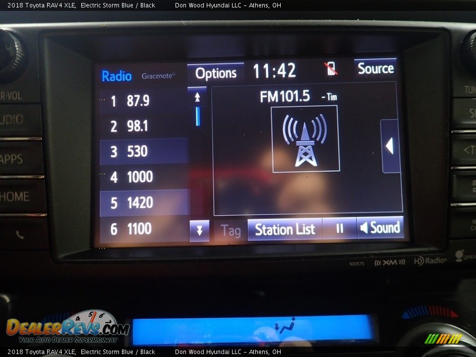 2018 Toyota RAV4 XLE Electric Storm Blue / Black Photo #29