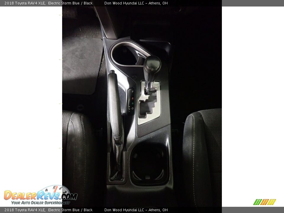2018 Toyota RAV4 XLE Electric Storm Blue / Black Photo #35