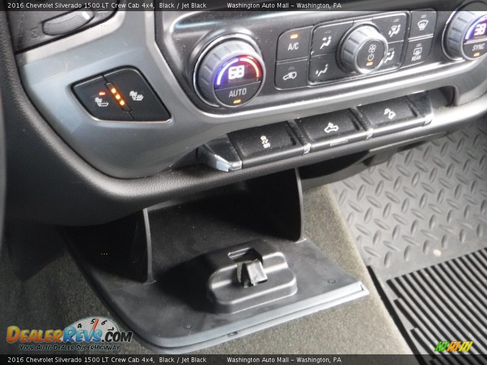 2016 Chevrolet Silverado 1500 LT Crew Cab 4x4 Black / Jet Black Photo #9