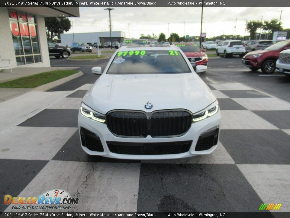 2021 BMW 7 Series 750i xDrive Sedan Mineral White Metallic / Amarone Brown/Black Photo #2