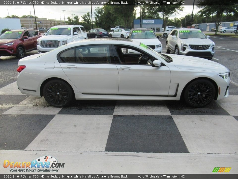 2021 BMW 7 Series 750i xDrive Sedan Mineral White Metallic / Amarone Brown/Black Photo #3